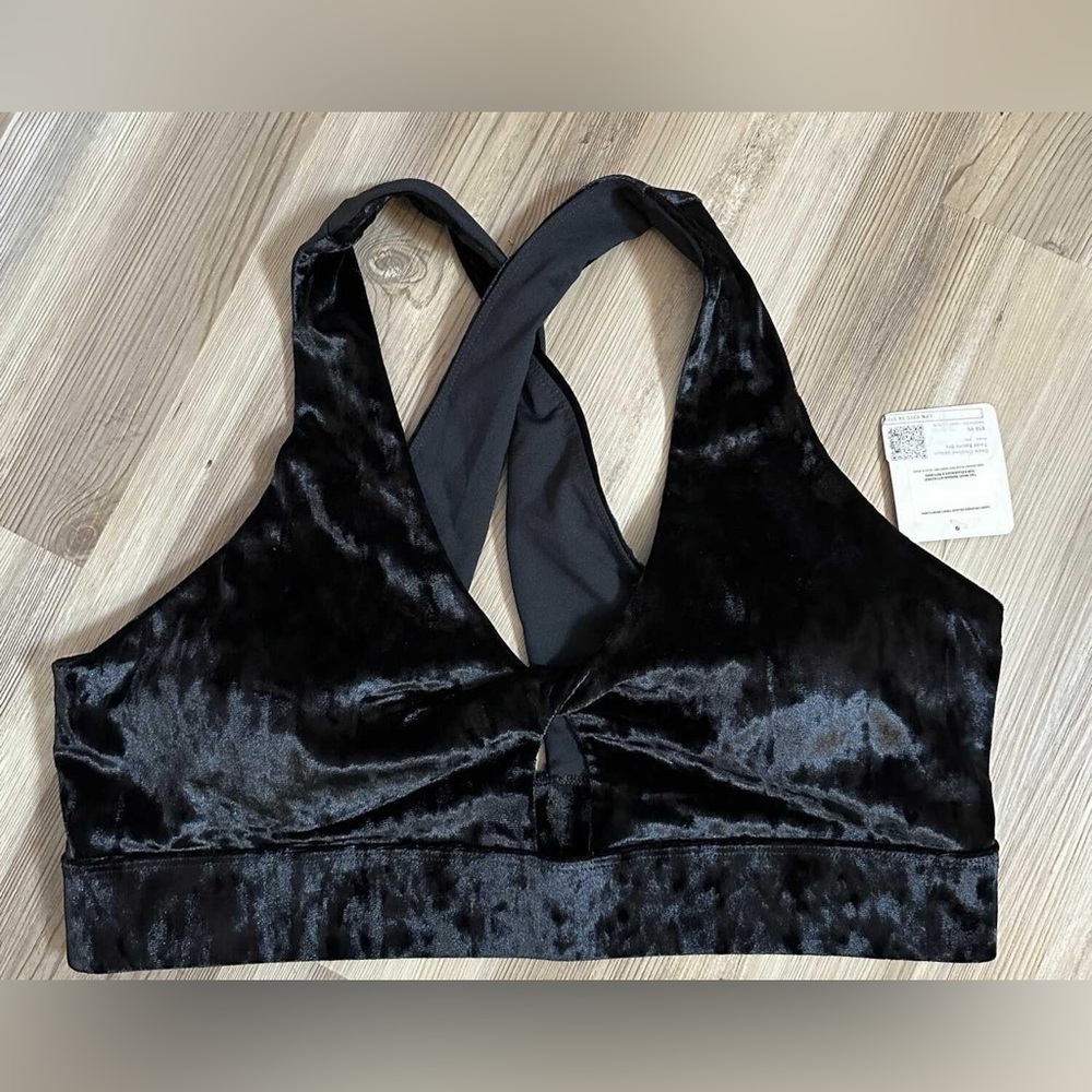 Net Fabletics oasis crushed velour twist active bra size xxl
